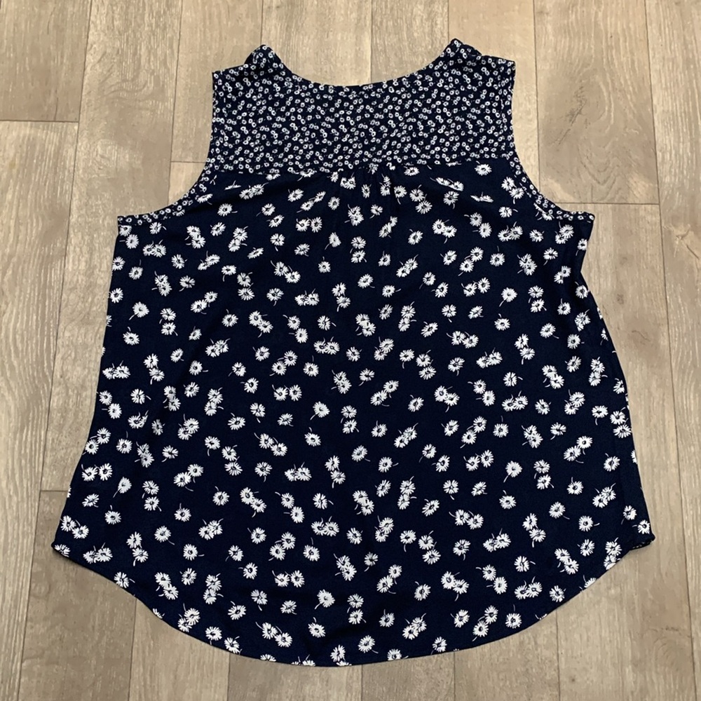 Womens Talbots Floral Sleeveless V-Neck Top Shirt - Picture 2 of 7